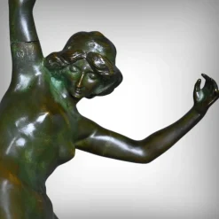 C. Binder, Die Tänzerin mit dem Tamburin, Frühes 20. Jh., Bronze