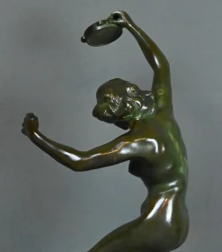 C. Binder, Die Tänzerin mit dem Tamburin, Frühes 20. Jh., Bronze