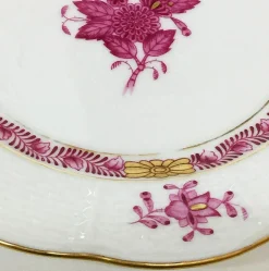 Chinese Bouquet Himbeer Porzellan Tablett und Kleine Teller von Herend Ungarn, 9er Set