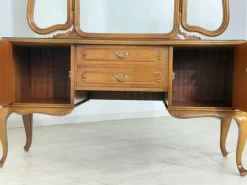 Chippendale Frisiertisch aus Holz