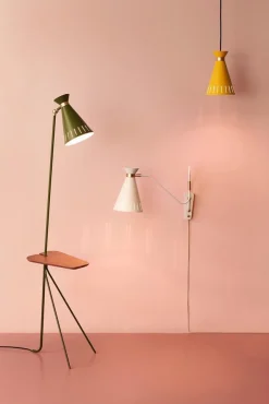 Cone Stehlampe mit Tisch Black Noir von Warm Nordic