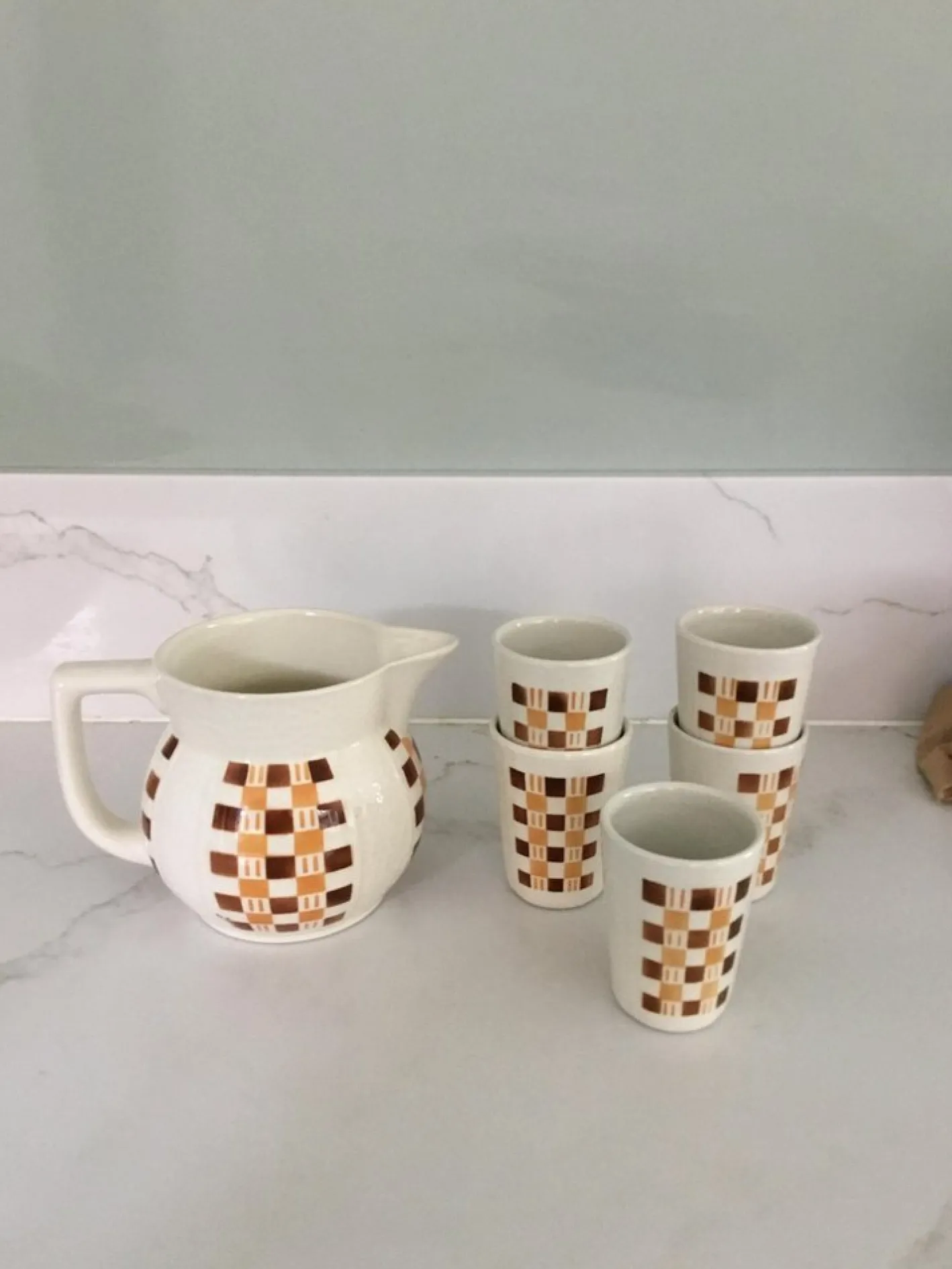 Deutsche Art Deco 5 Trinkbecher und Krug, 1960er, 6er Set