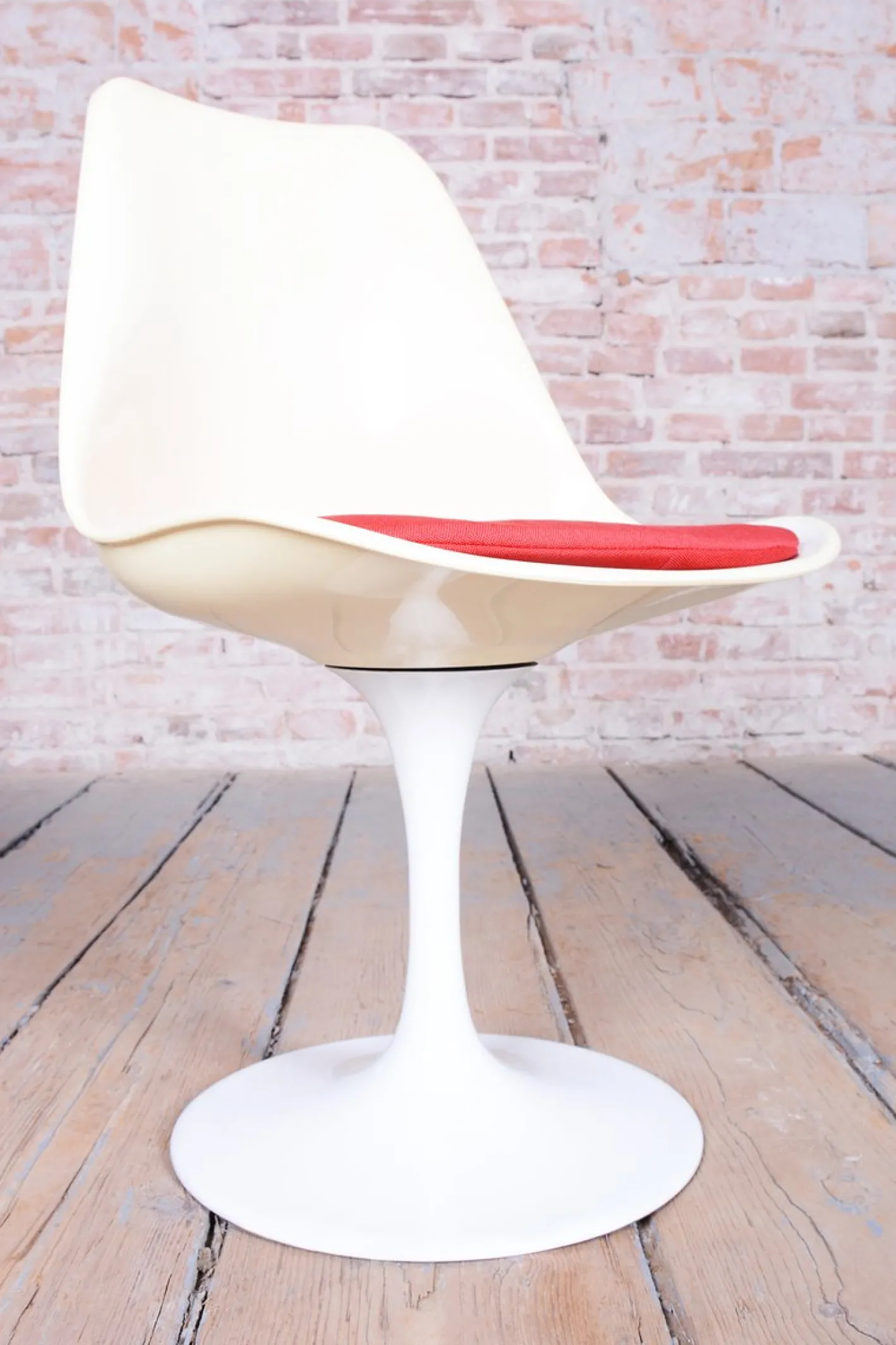 Deutsche Mid-Century Sitzgruppe aus Aluminium von Eero Saarinen, 1950er, 5er Set