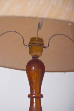 Dänische Holz Stehlampe, 1950er