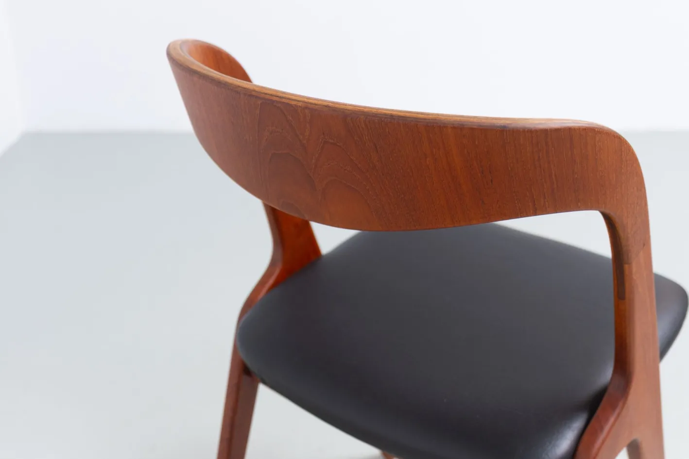 Dänischer Sonja Beistellstuhl aus Teak von Johannes Andersen für Vamo, 1960er