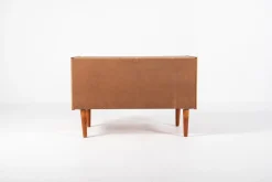 Dänisches Mid-Century Modern Teak Sideboard mit Schiebetüren, 1960er