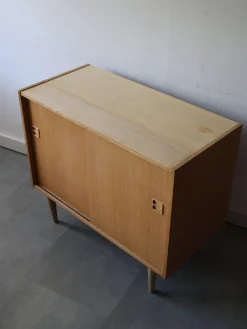 Dänisches Vintage Sideboard aus Eiche, 1960er