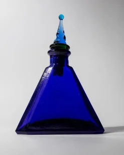 Dreieckige italienische Vintage Karaffe aus königsblauem Muranoglas, 1960er