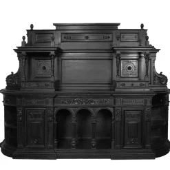 Ebonisiertes Geschnitztes Palladianisches Nussholz Highboard, 1750s