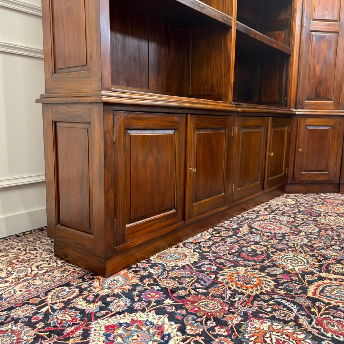 Eck-Bücherregal aus Teak
