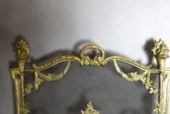Feuerschutz aus Vergoldeter Bronze, 19. Jh.