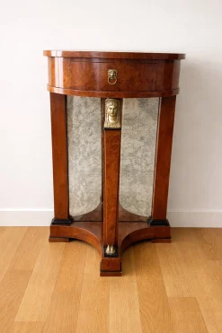 Französische Halblune Konsole im Empire-Stil mit Bronzehalterungen, Paris, 1970er