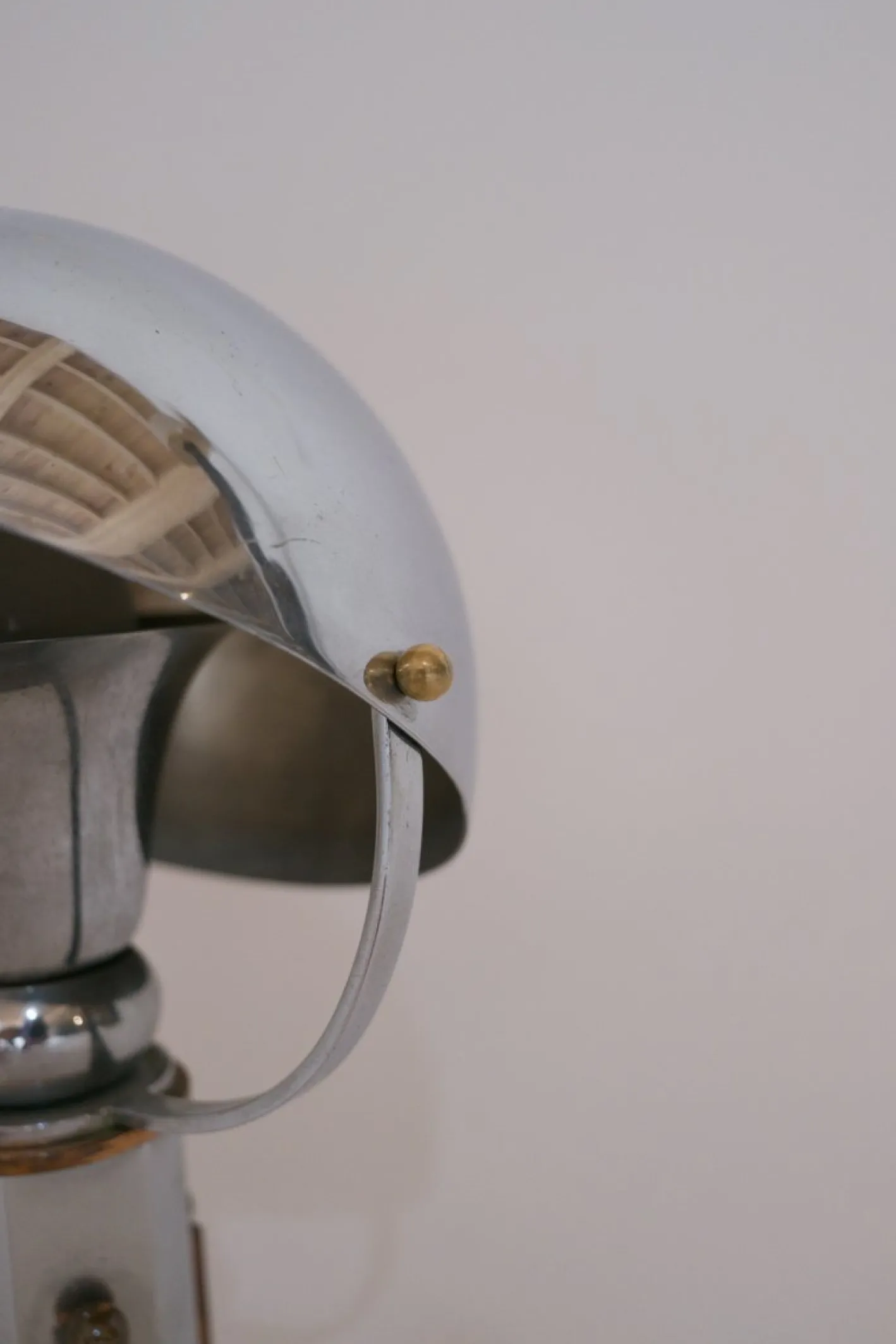 Französische Vintage Tischlampe aus Kupfer & Chrom, 1930