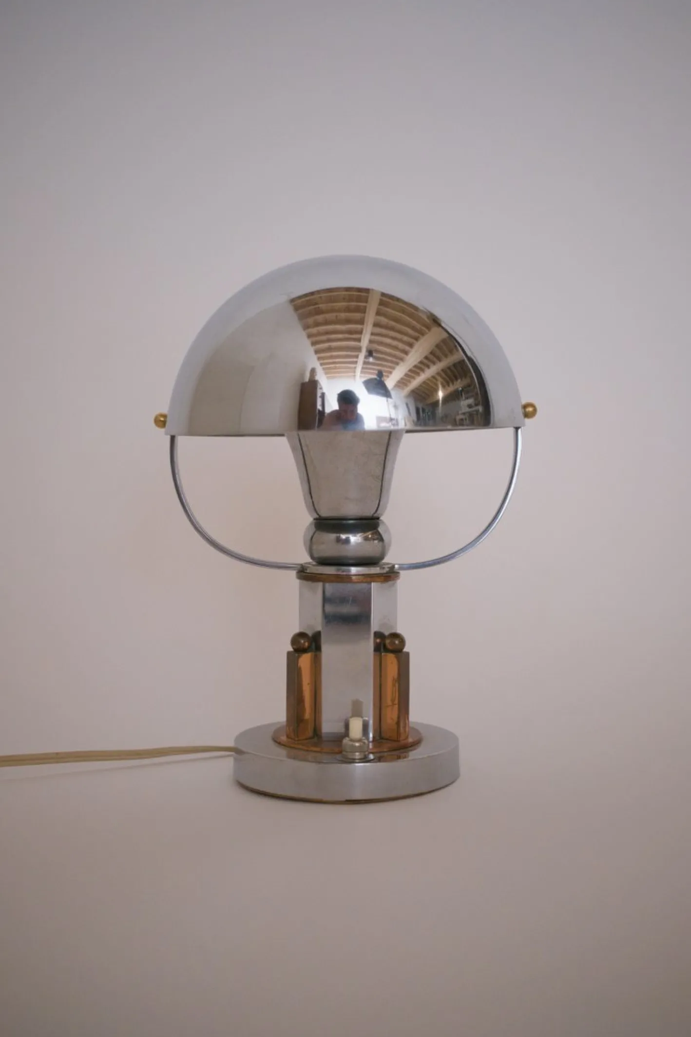 Französische Vintage Tischlampe aus Kupfer & Chrom, 1930