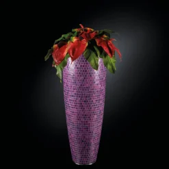Fuchsia Obice Vase aus Polyethylen mit Bisazza Mosaik von VGnewtrend