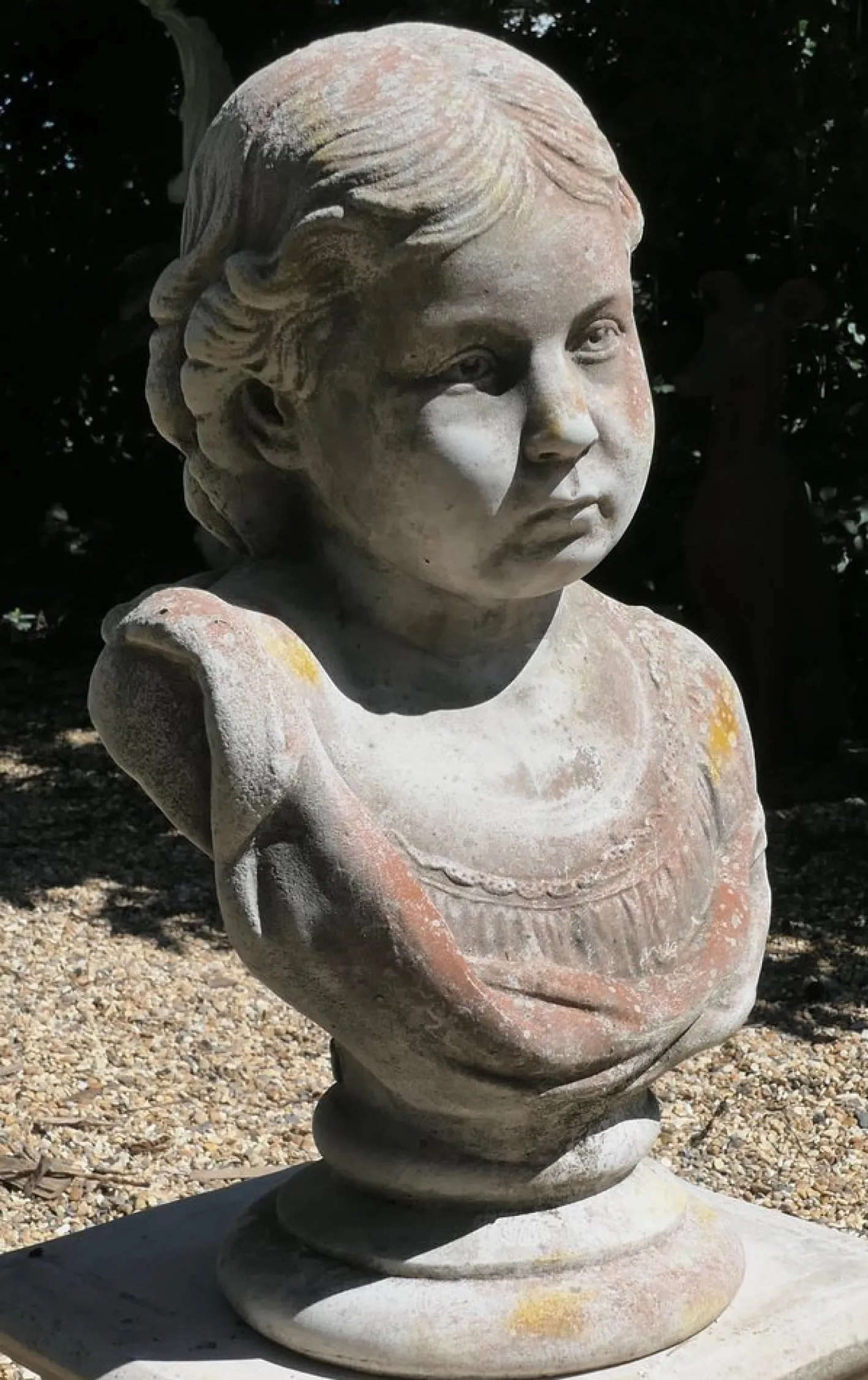 Gartenstatue mit Kopf- und Schulterbüste eines jungen Mädchens, 1950
