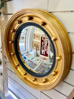 Gewölbter Regency Spiegel