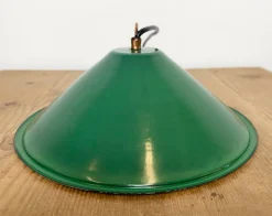 Grün emaillierte industrielle Fabriklampe, 1950er