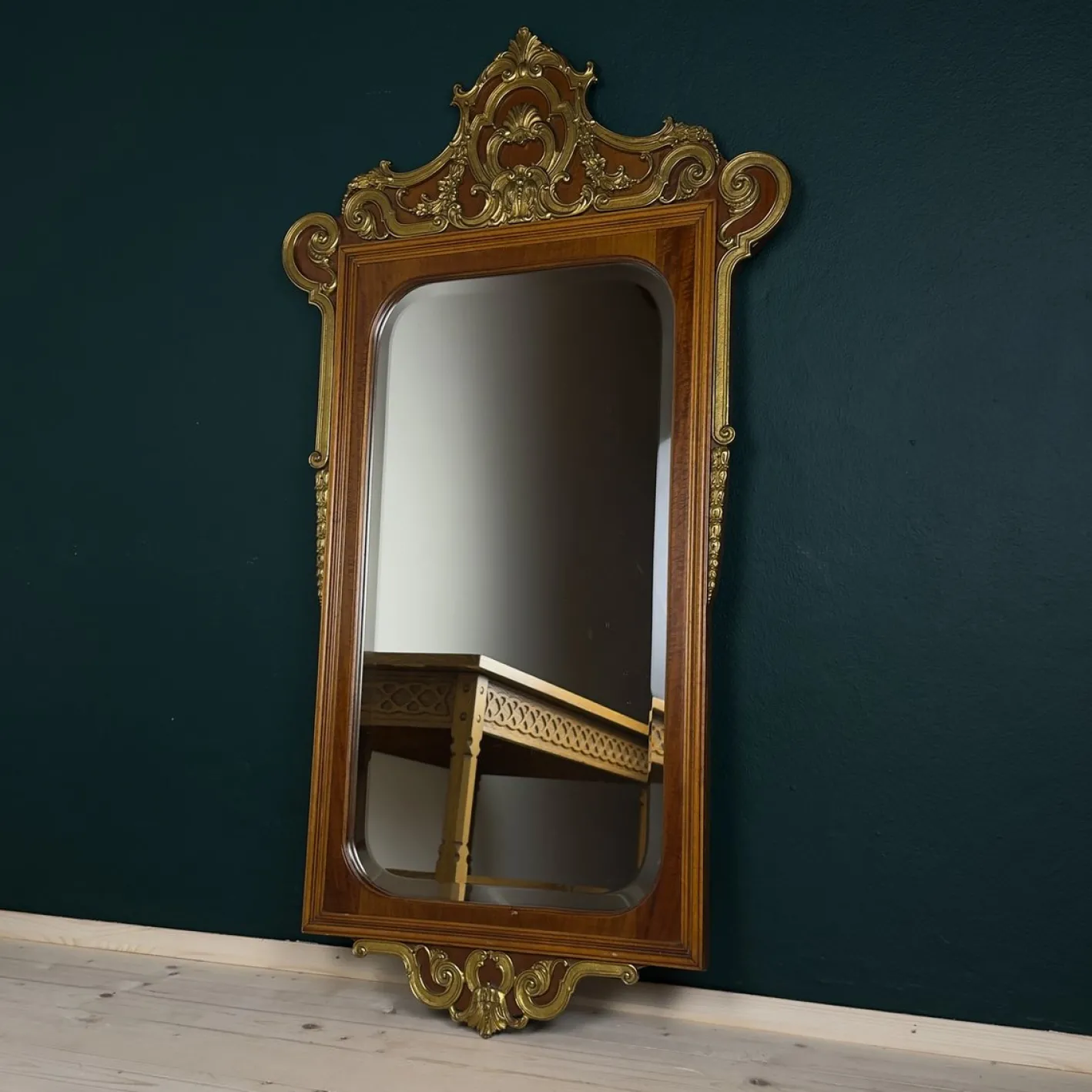 Großer Vintage Wandspiegel mit Holzrahmen, 1950er
