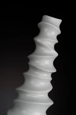 Große Shar Pei Flasche aus grauer Keramik von VGnewtrend