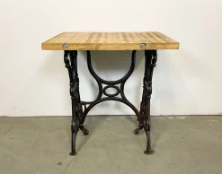Industrieller Werktisch aus Eisen & Holz, 1950er