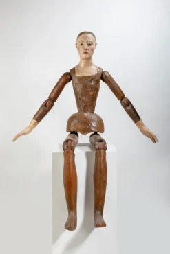 Italiano Ignoto, Gegliederte Maler-Schaufensterpuppe, 1790, Holz mit Glasdetails