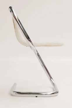 Italienische Vintage Stühle mit cremefarbenem Bouclé Stoff, 1970er, 4er Set