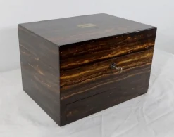 19. Jahrhundert Toilettenbox aus Holz von John Bagshaw & Sons, England