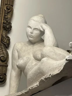 Liegende Nackte Frau, 1950, Gips
