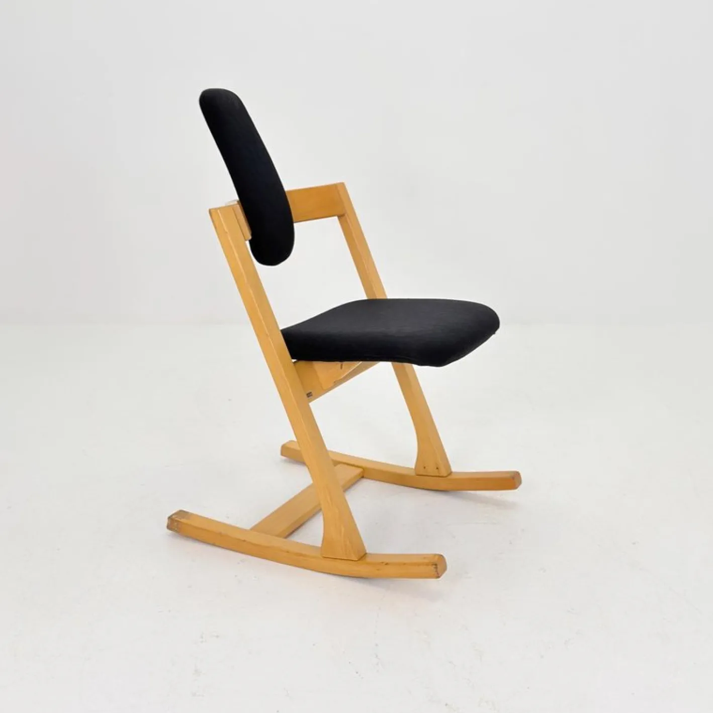 Mid-Century Pendel Schaukelstuhl von Peter Opsvik für Stokke Norway, 1980er