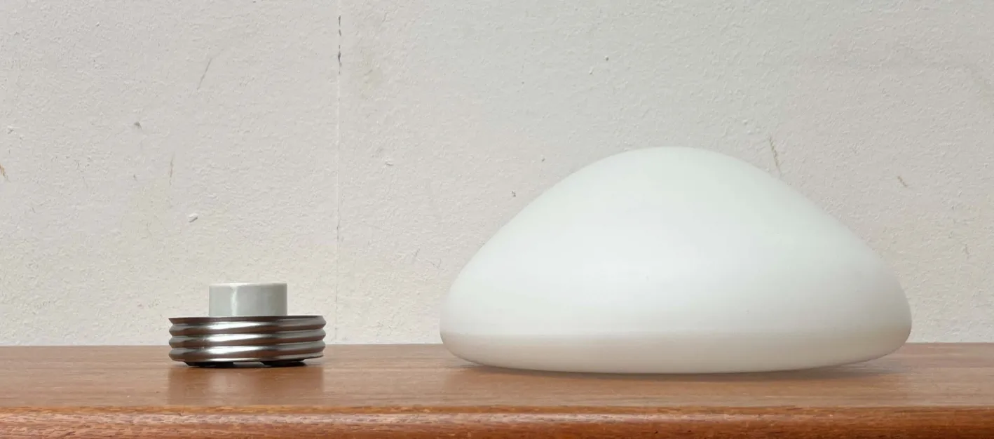 Minimalistische Mid-Century Modern Decken- oder Wandlampe von Wilhelm Wagenfeld für Lindner, 1950er