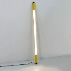 Mittelgroße gelbe Neonlampe von DIL, 1980er