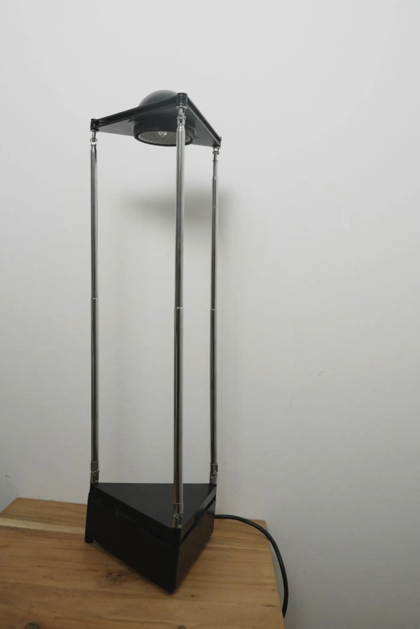 Postmoderne Kandido Lampe von Ferdinand Porsche, 1980er
