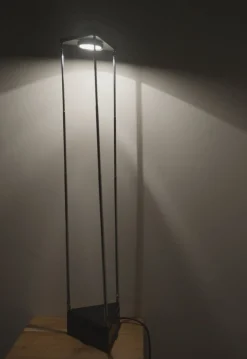 Postmoderne Kandido Lampe von Ferdinand Porsche, 1980er