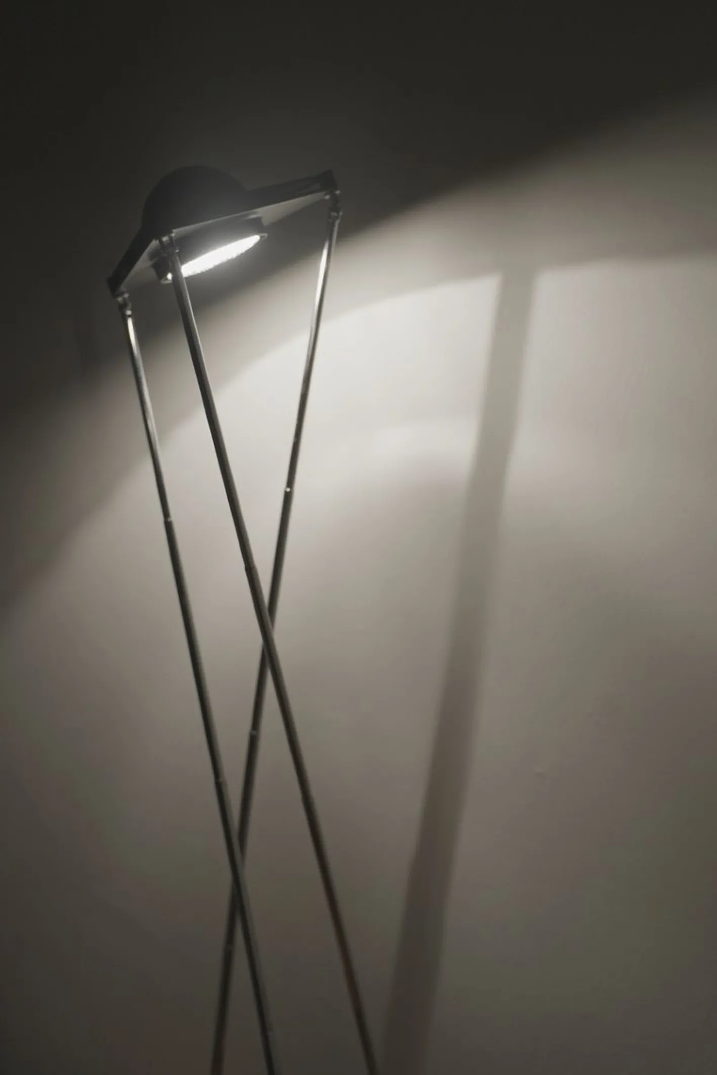 Postmoderne Kandido Lampe von Ferdinand Porsche, 1980er
