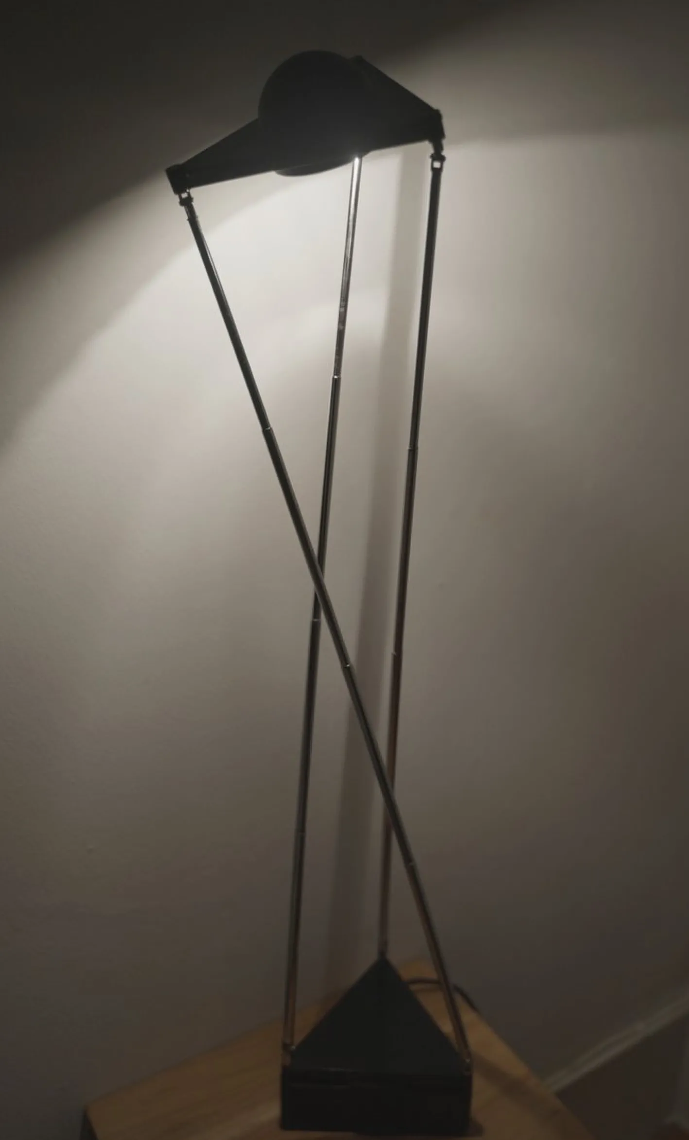 Postmoderne Kandido Lampe von Ferdinand Porsche, 1980er