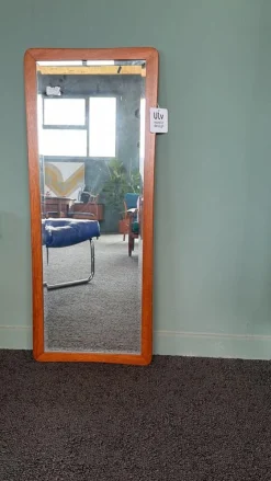 Rechteckiger Spiegel mit Rahmen aus Teak, 1960