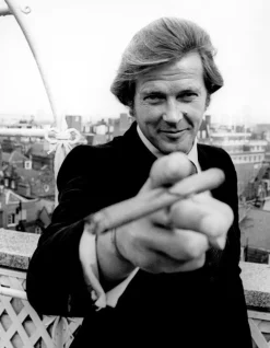 Roger Moore Druck von Galerie Prints