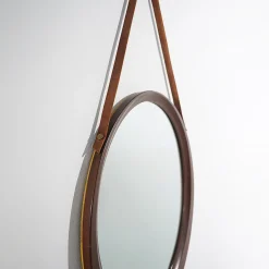 Runder Wandspiegel mit Lederriemen, 1960er