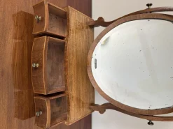 Schminktisch Spiegel mit Holzrahmen und Aufbewahrung