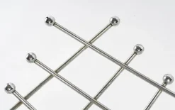 Schüssel aus verchromtem Metall
