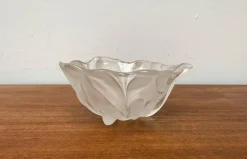 Schwere deutsche Vintage Glasschale mit Blumenmuster von Walther Glas, 1970er