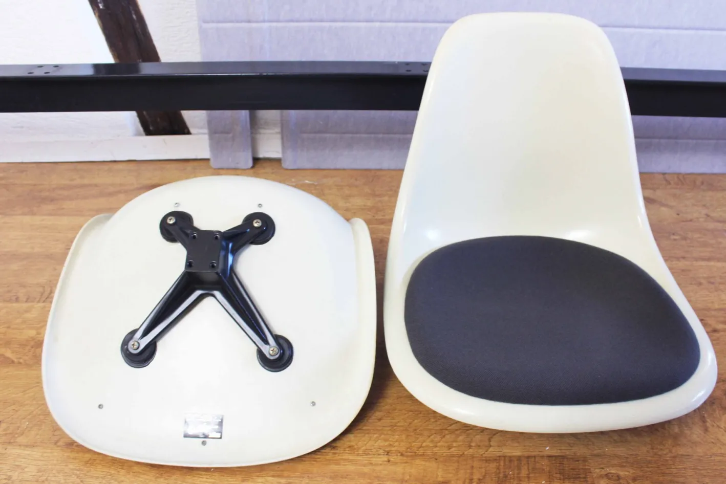 4-Sitzer Bank von Charles & Ray Eames für Vitra, 1970er