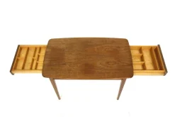 Skandinavischer Arbeitstisch aus Teak & Rattan, 1960