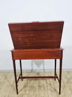 Skandinavischer Vintage Frisiertisch aus Teak, 1960er