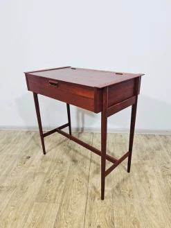 Skandinavischer Vintage Frisiertisch aus Teak, 1960er