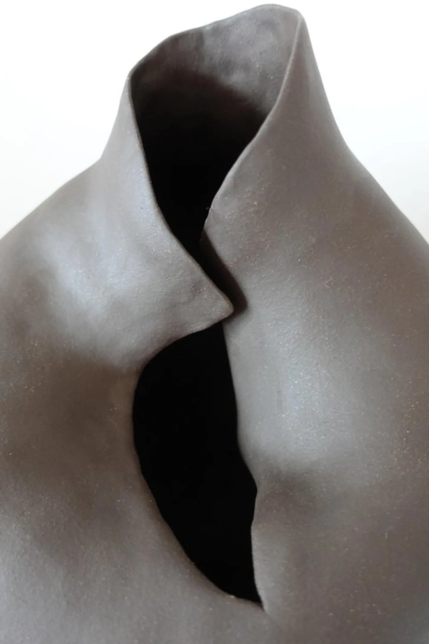 Skulpturale Blossom VI Keramikvase von Audrey Vo Van