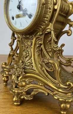 Uhr aus Messing im Vintage Stil