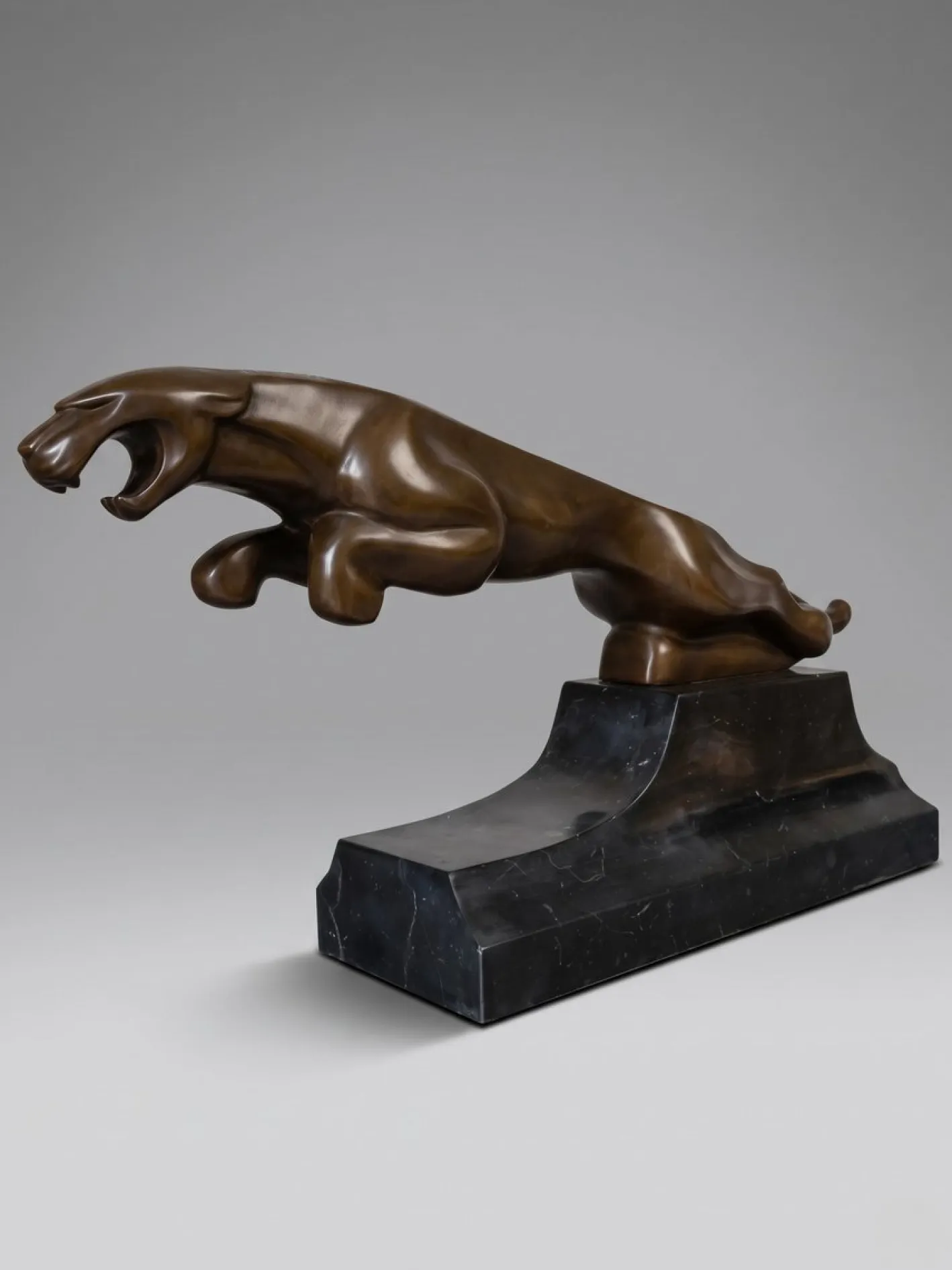 Unbekannt, Panther Skulptur, 2000er, Bronze