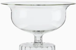 Veni Vase von Sam Baron  The Exceptional
